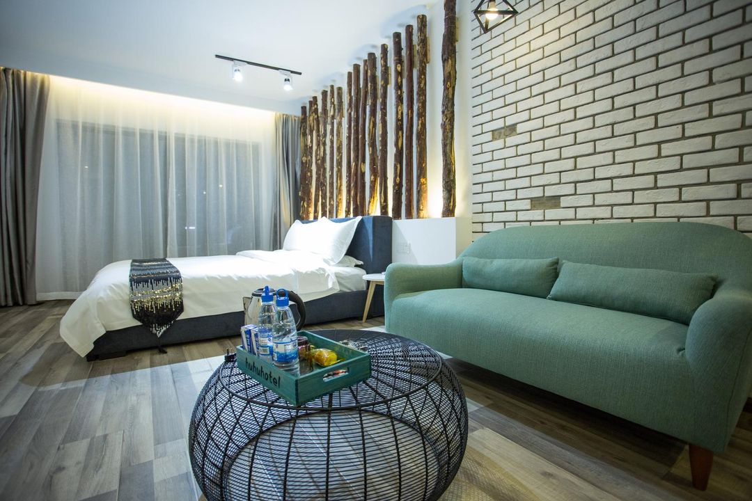Huhu Hotel