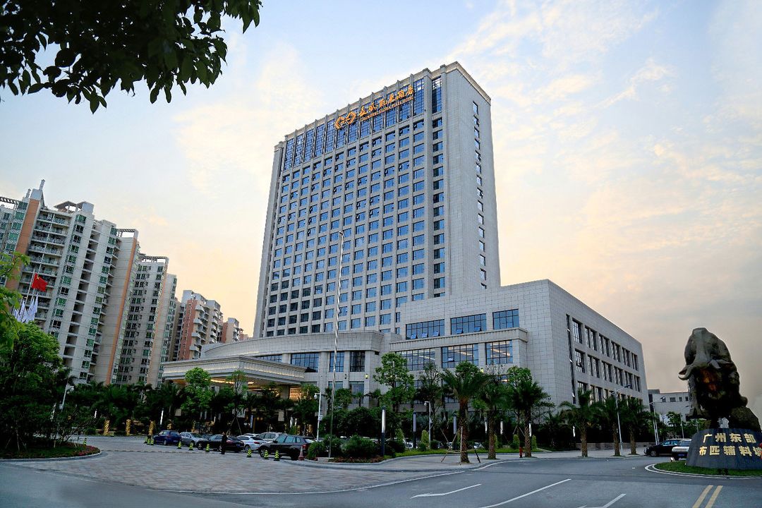 Gloria Plaza Hotel