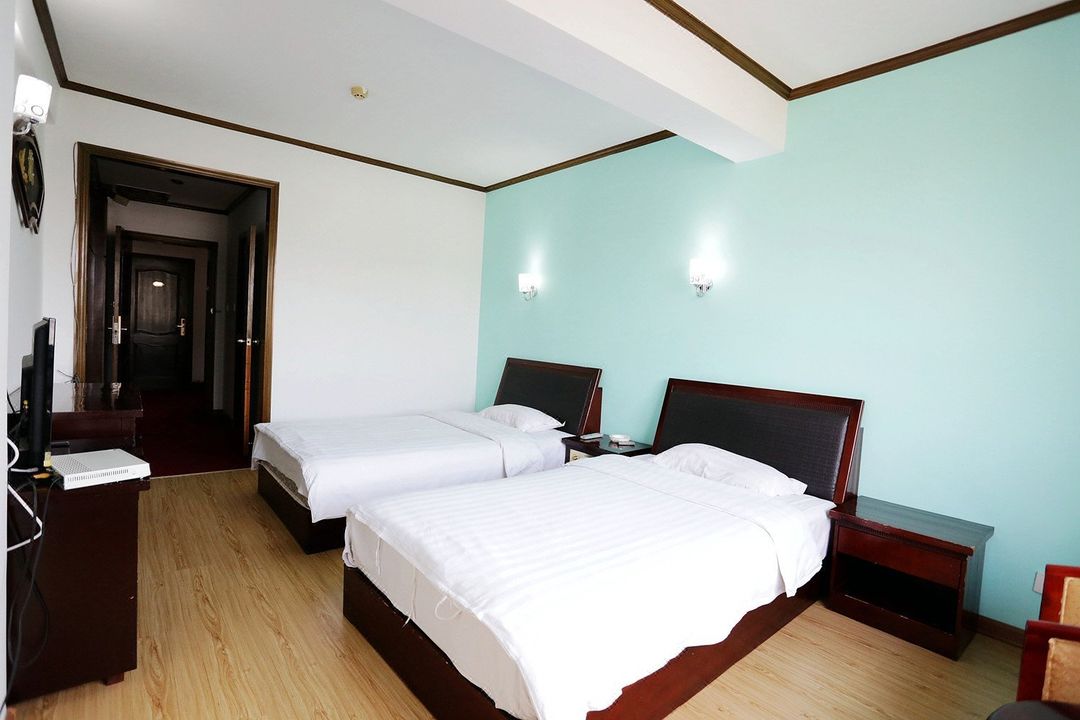 Nanjing Huaxia Hotel