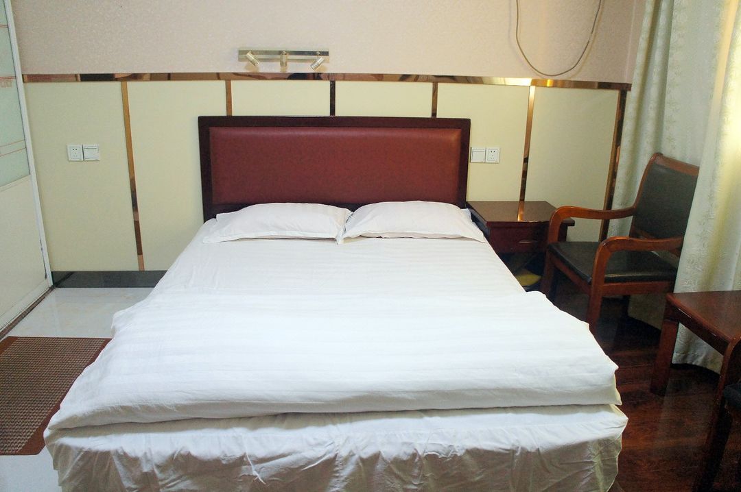 Yangzhou Chenhui Hotel