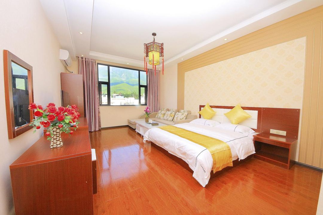 Sanyi Impression Hotel