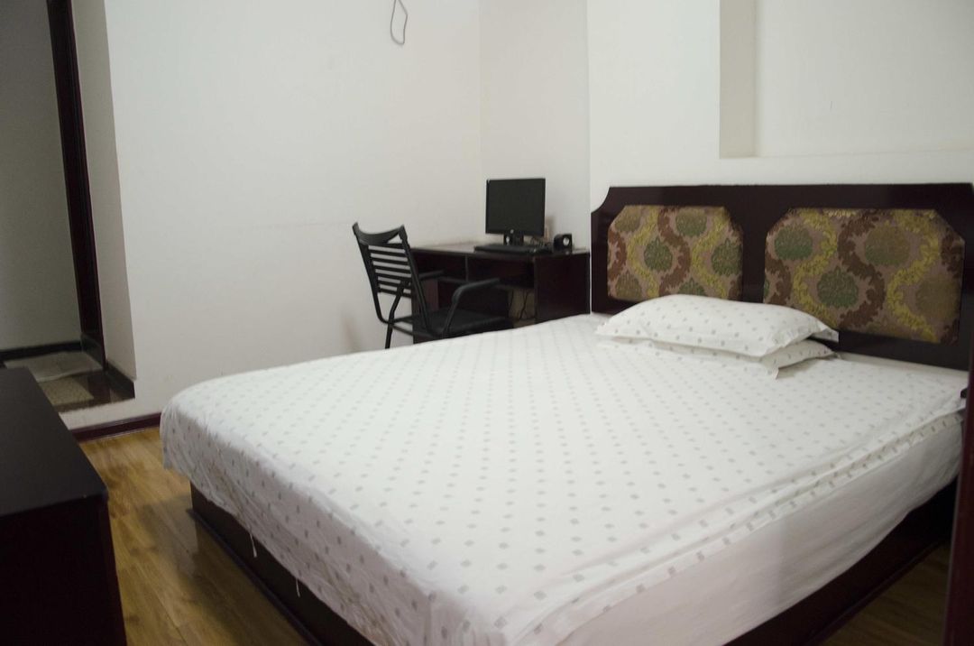 Huangshi Jinhongqi Inn