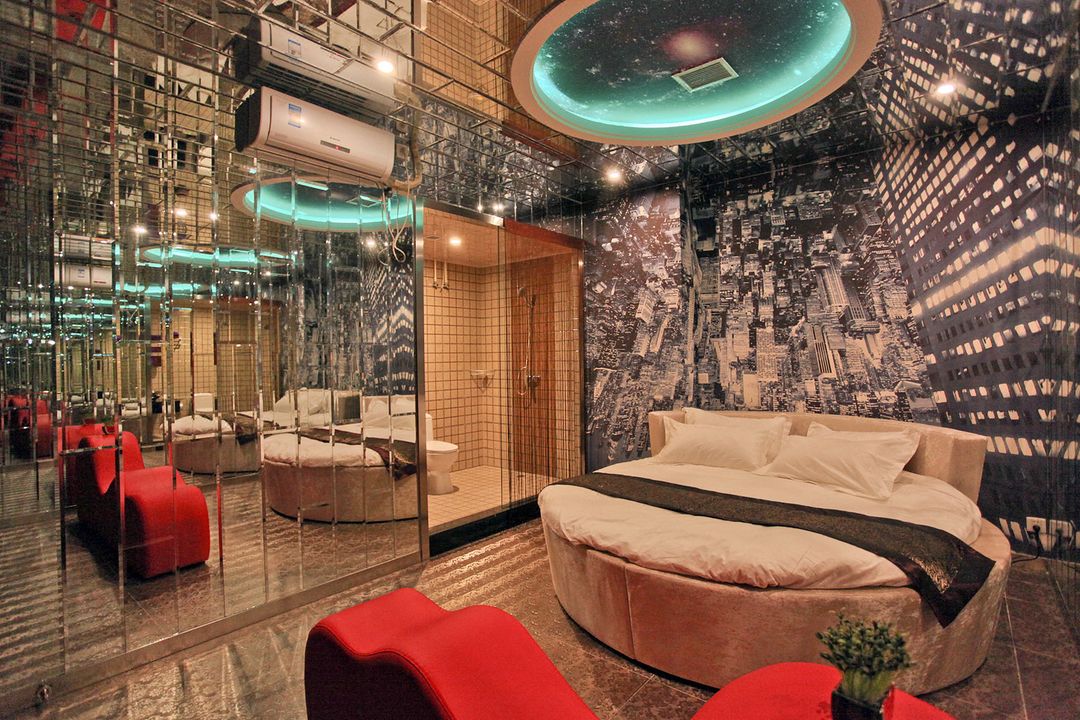 Dalian Shise Theme Hotel