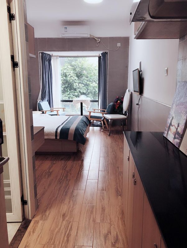 Qixiang Yihao Hostel (Pazhou)