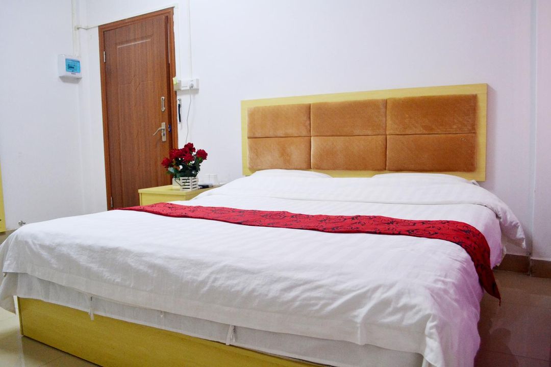 Guangzhou Sakura Theme Apartment