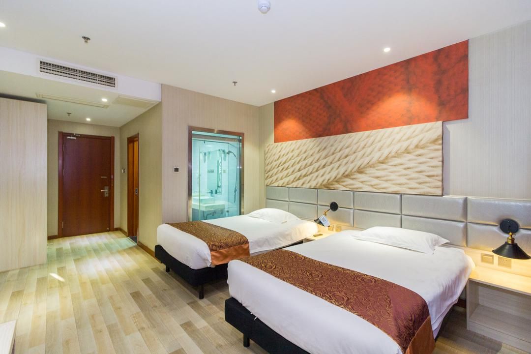 Ibis Hotel (Qingdao Xihai'an Bus Terminal)