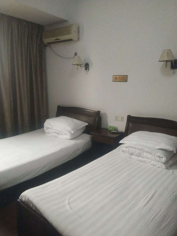 Yuyao sanqishi hotel