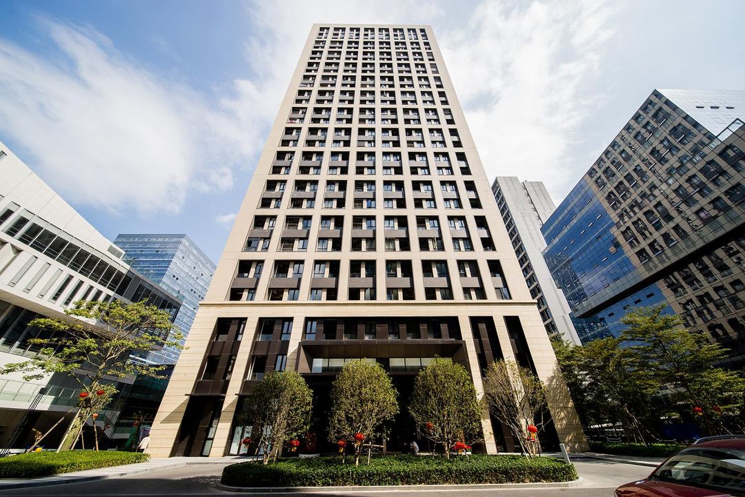 Laisite Theme Apartment (Guangzhou Science City, Greenland Central Plaza)