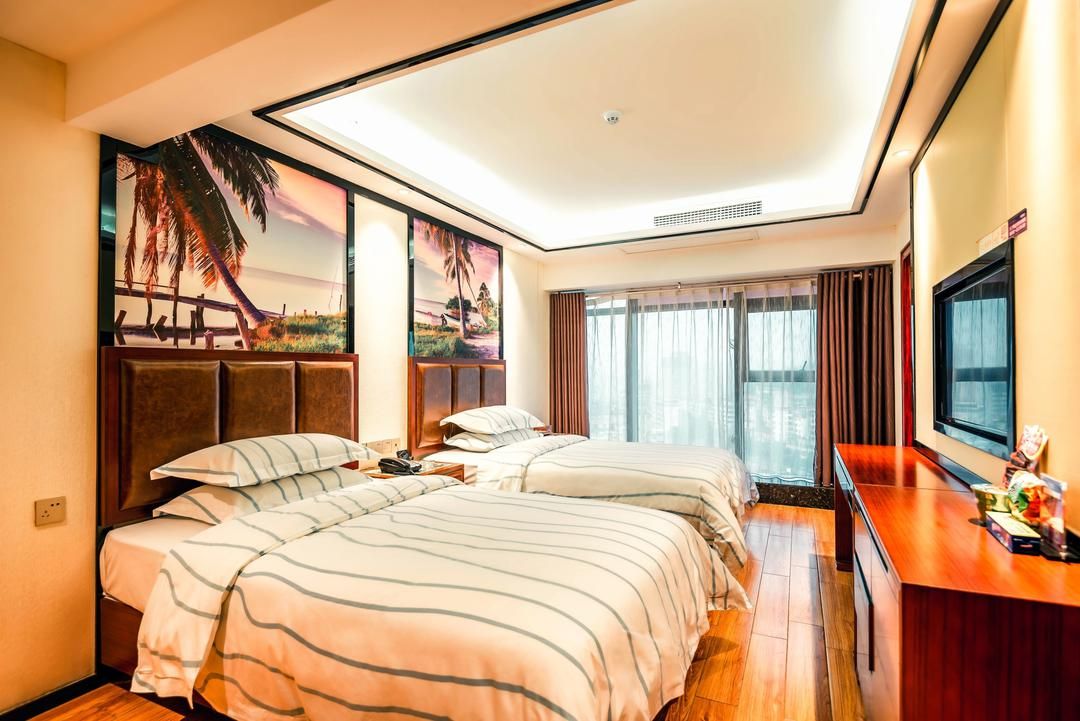 Xianning Jinhua Hotel (Guanggu Plaza)