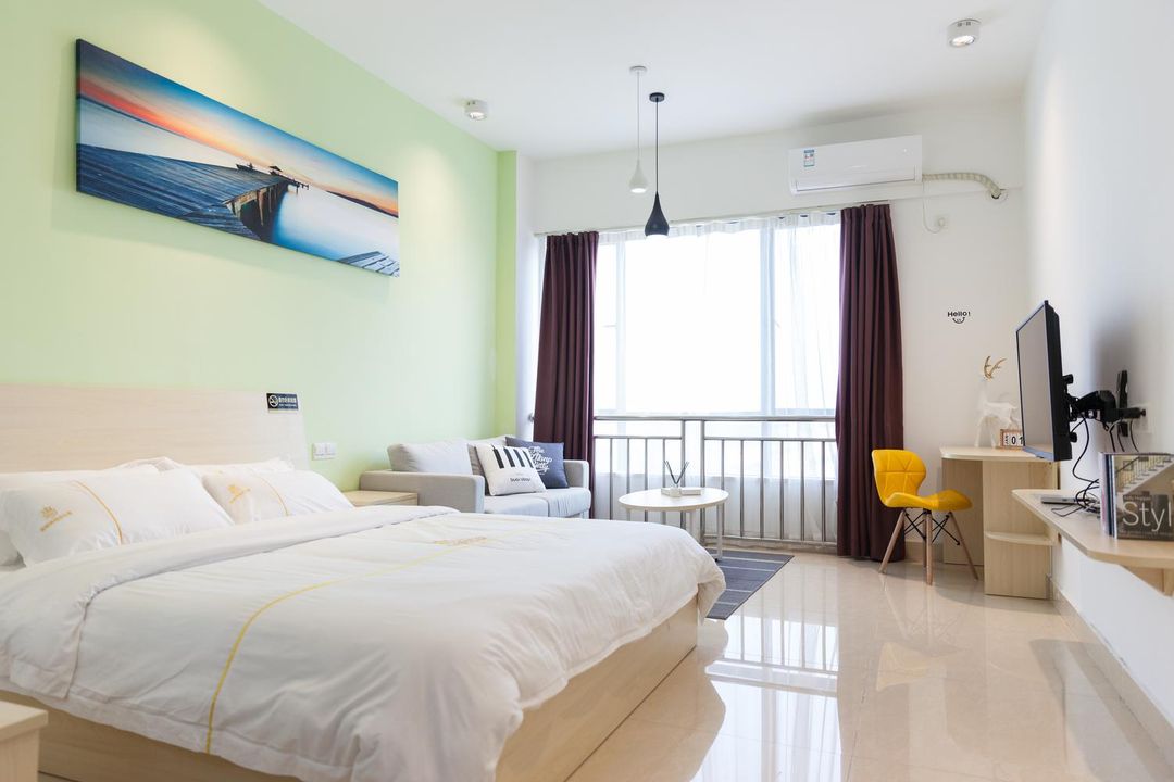 Boyiju Apartment (Lvdaihu Subway Station)