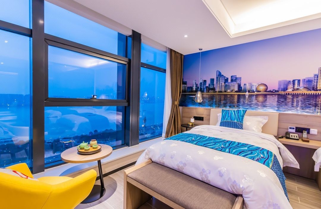 杭州輕塵漫居酒店(星光大道店)