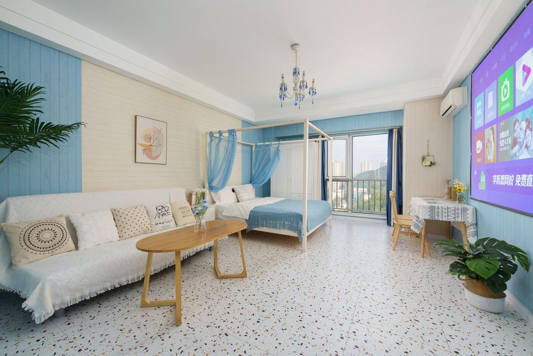 安之設計師民宿(大連高新萬達店)