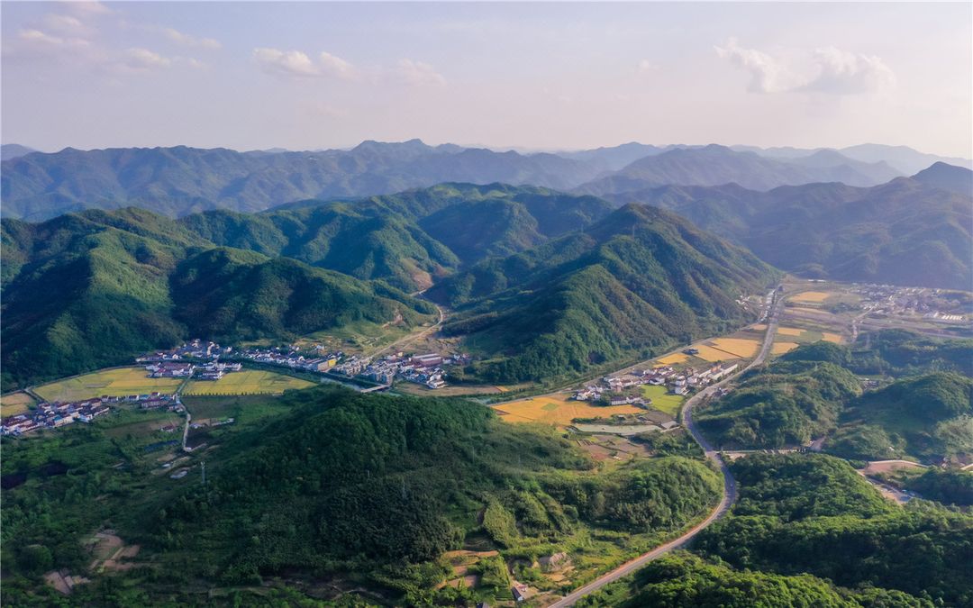 Flower Hotel ·Zuiling Hotel (Shaoxing Wangtan store)