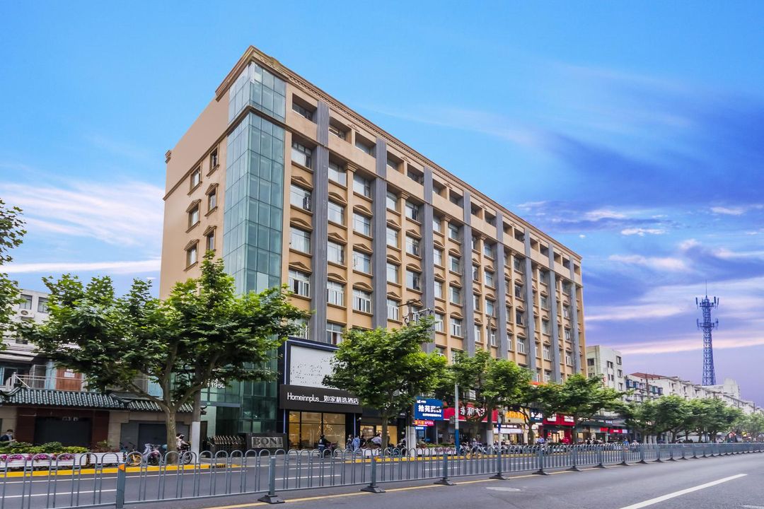 如家精選酒店(上海火車站延長路地鐵站店)