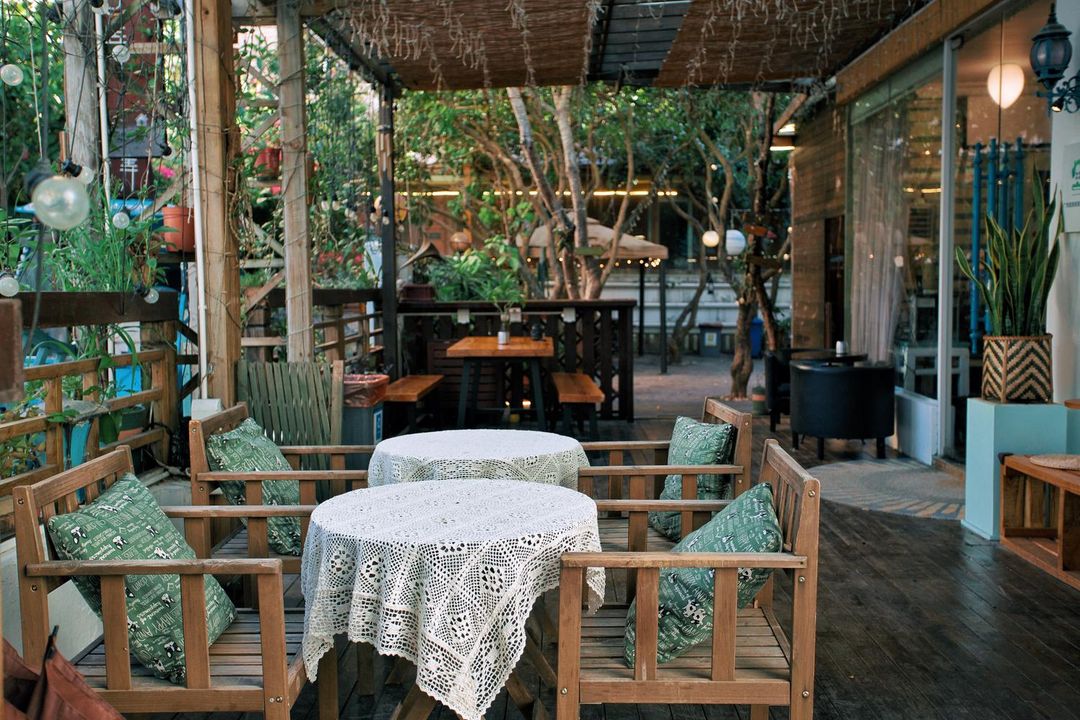 深圳較場尾轉角花開民宿