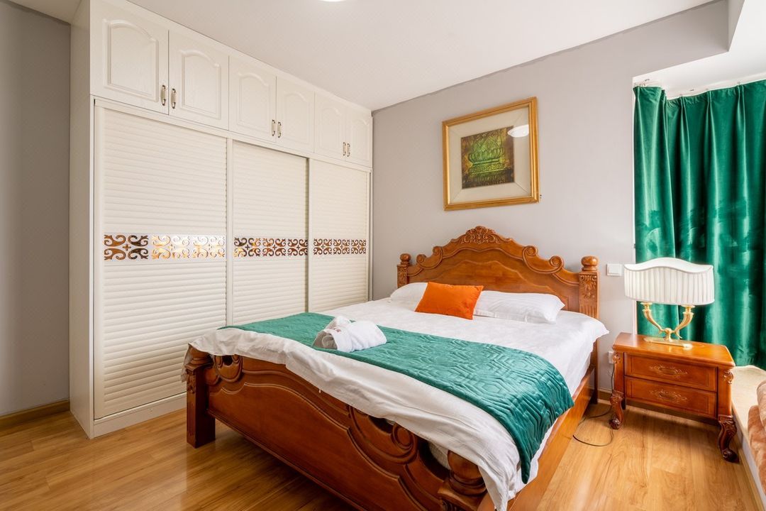 夕泊岸小李公寓(環湖南路分店)