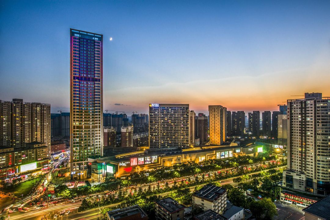 青檸酒店(西安萬象城三橋地鐵站店)