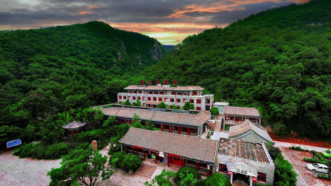 盤山H酒店(盤山風景名勝區入勝山門店)