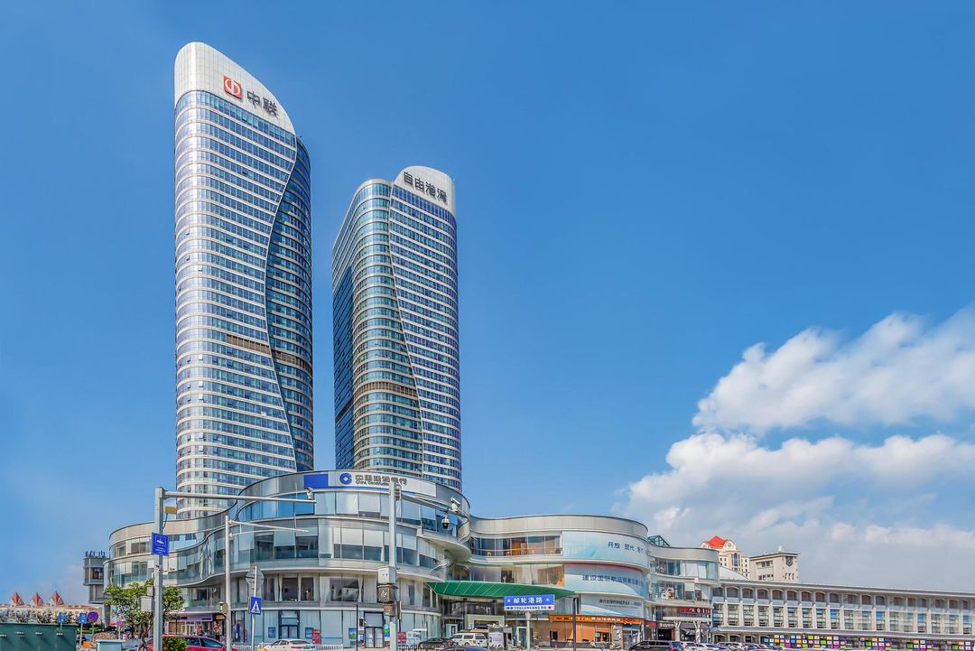 萬麗海景度假公寓(青島火車站中聯自由港灣店)