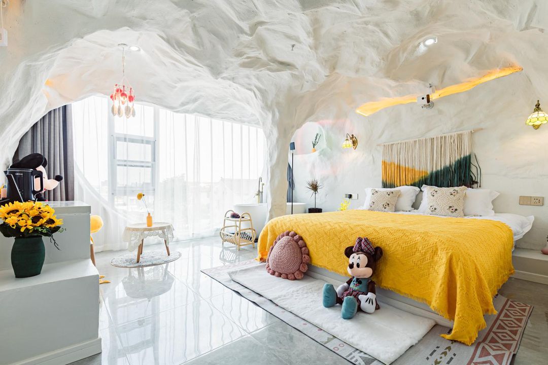 Shanghai half window B & B