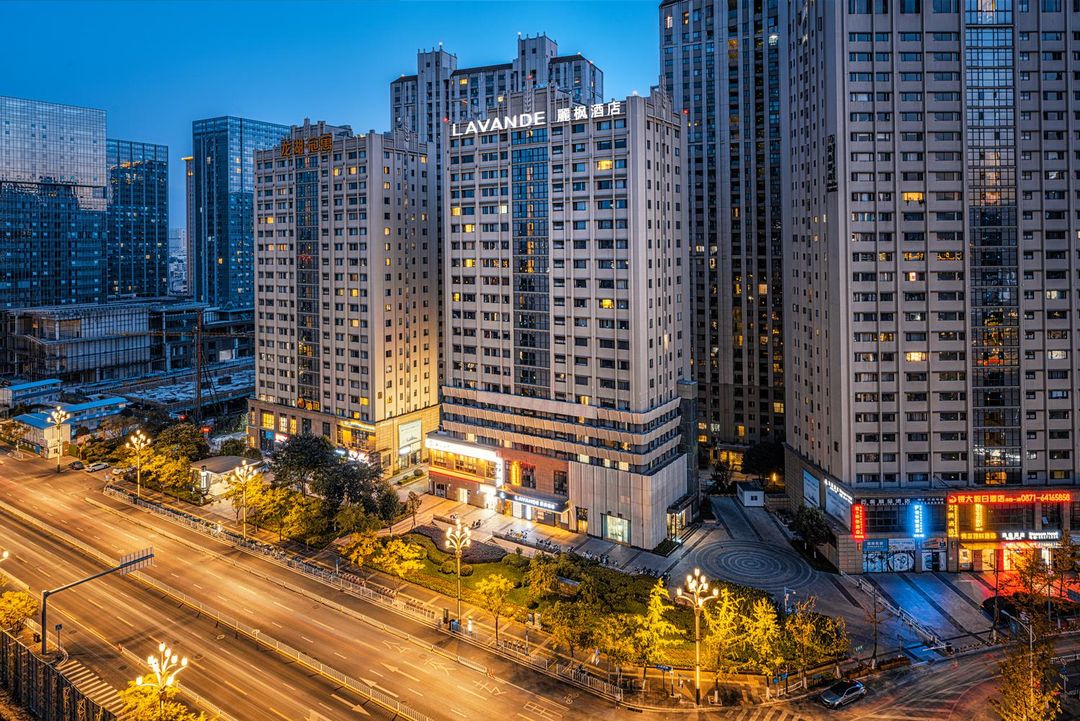 麗楓酒店(昆明雲大醫院市體育館地鐵站店)