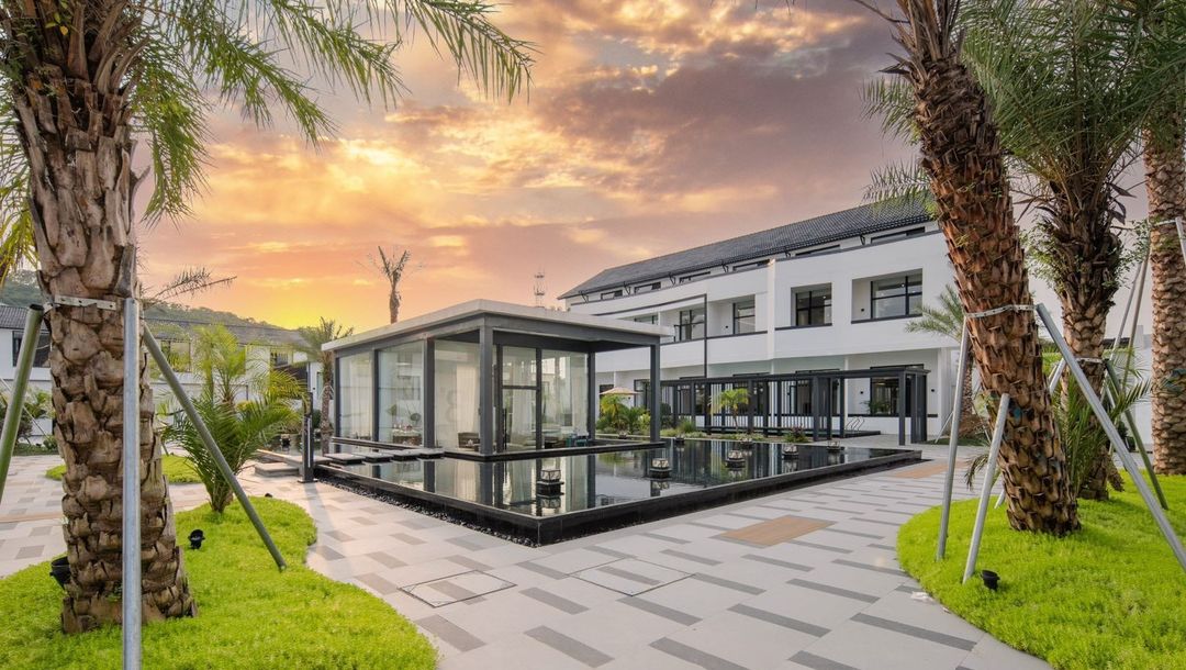 Taihu Qianshe Island Style Holiday Homestay