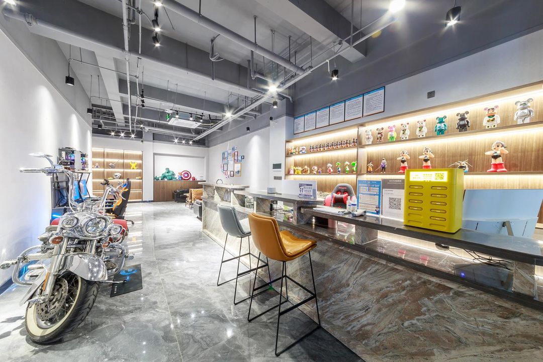 TG Locking Racing Hotel