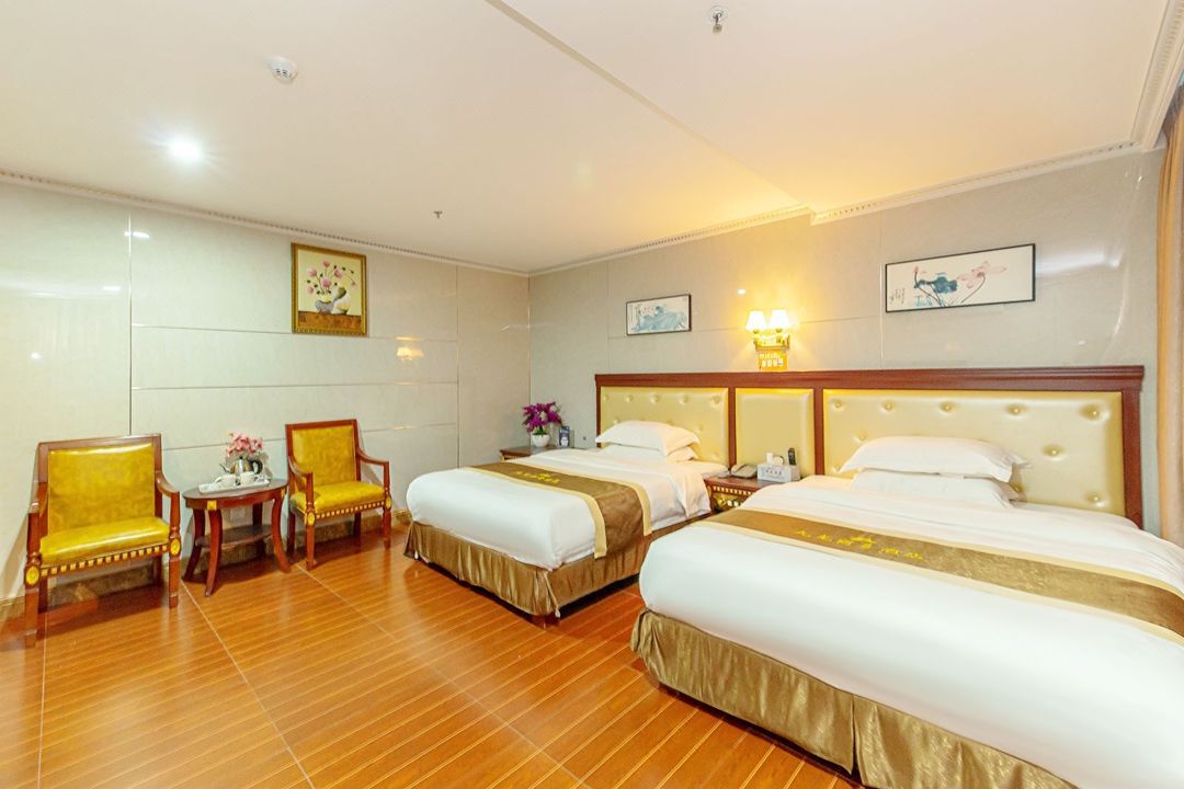 Hello Light Hotel(Zhuhai Chinatown Market)