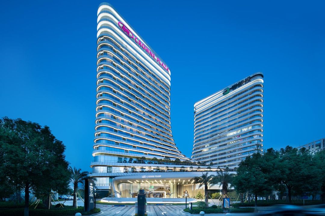 武漢光谷皇冠假日酒店