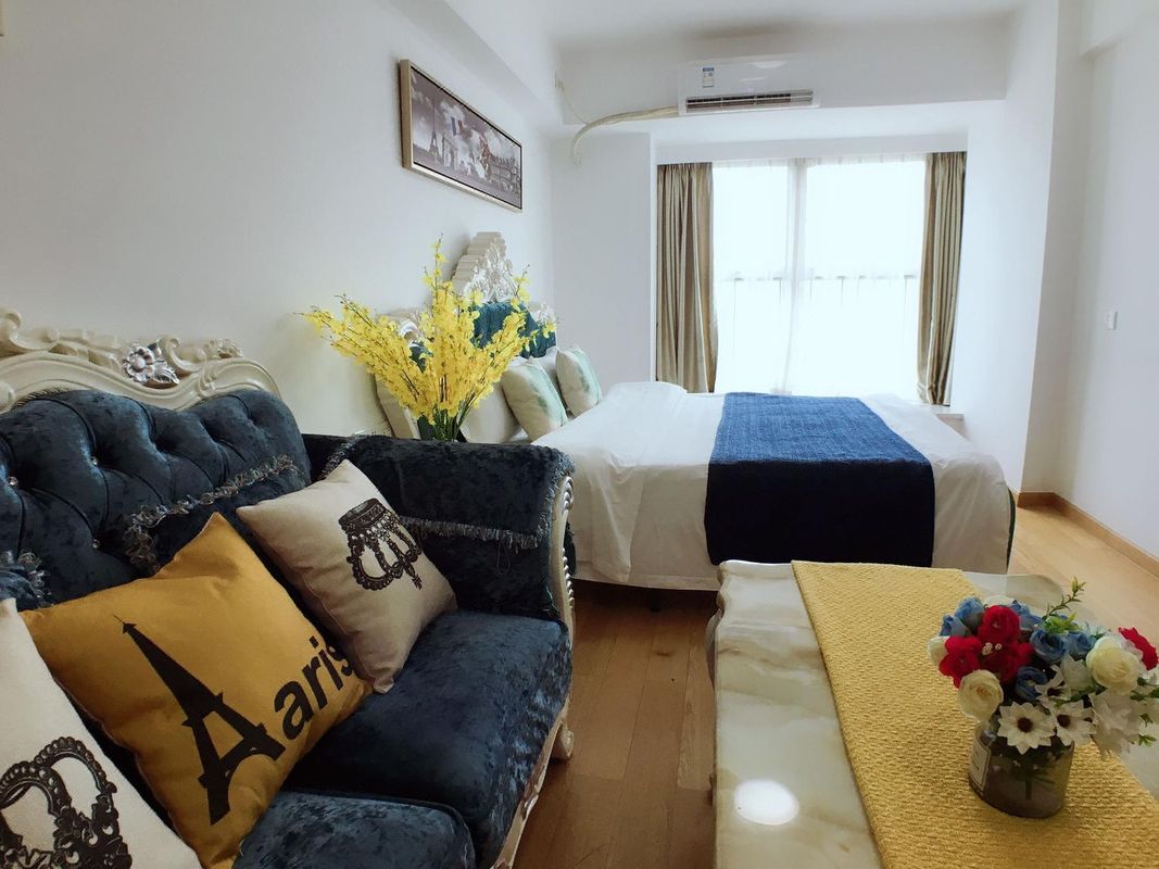 Best International Apartment (Foshan Couples Theme Huaqiang Square)