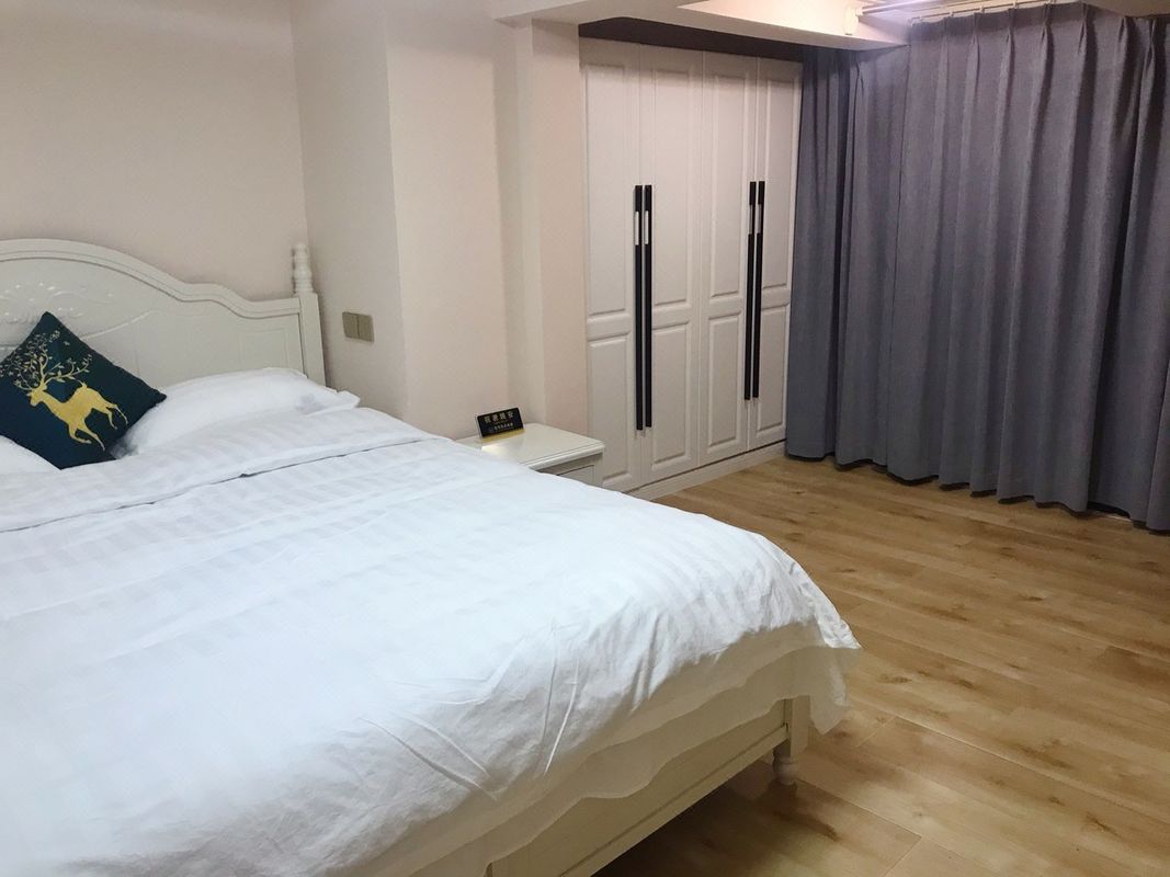 太阳岛轻奢公寓(建安街分店)