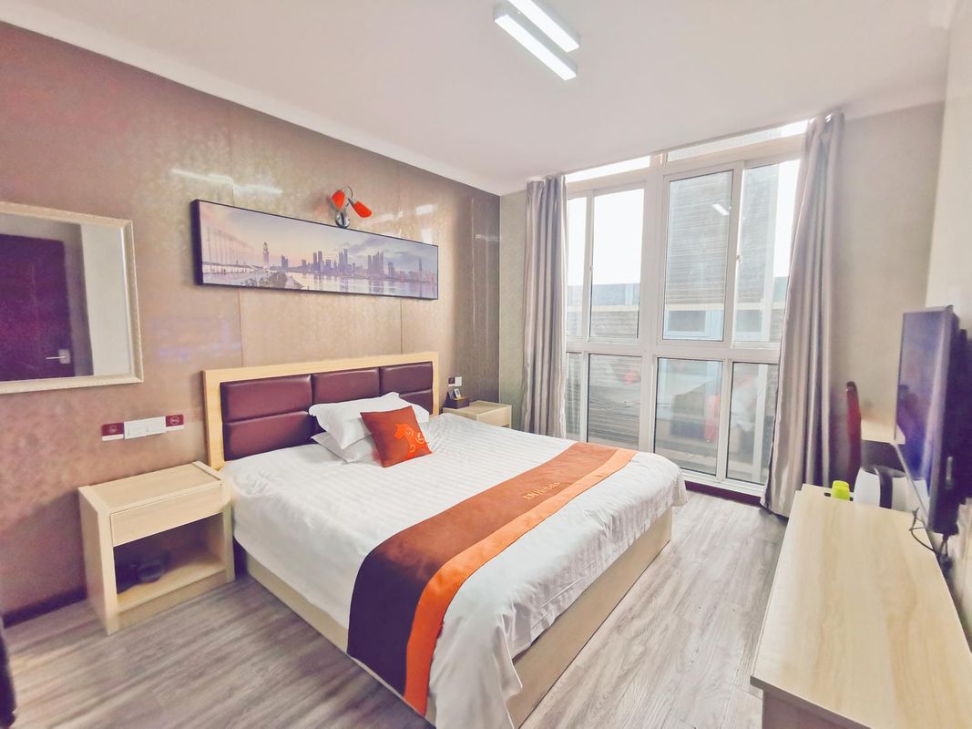 Quanshang Hotel (Nanjing Tangshan Branch)