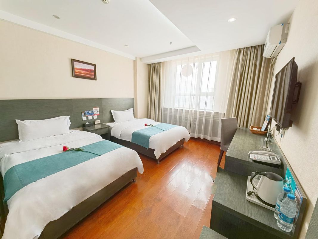Tianyue Hotel (Urumqi Airport Branch)