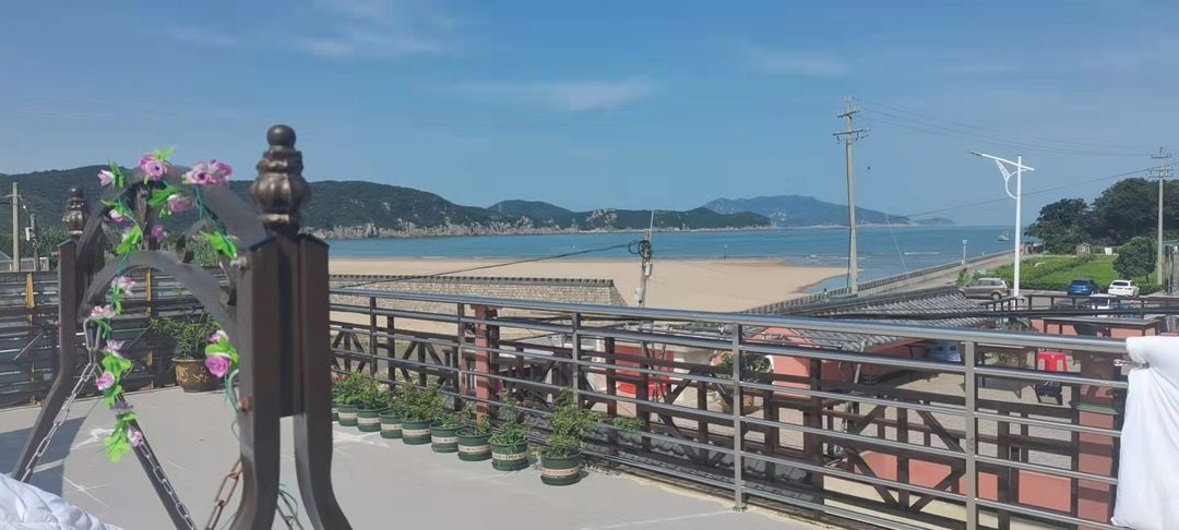 Taohua island AWU home stay