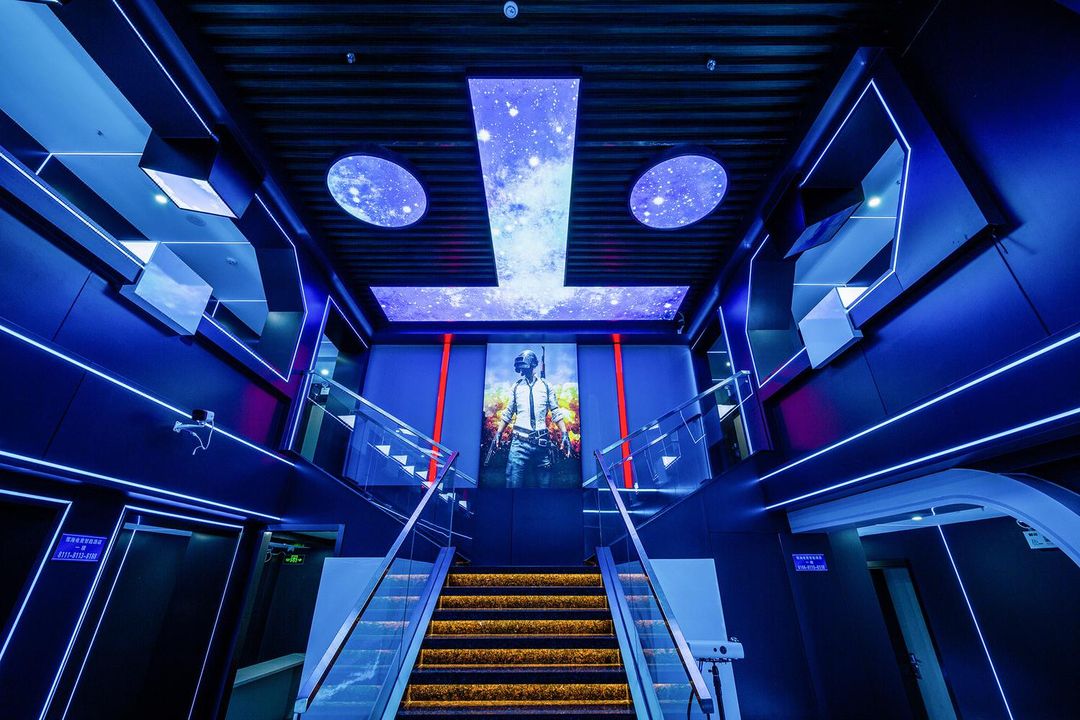 鶯海電競智能酒店(廣州白雲火車站三元里大道店)