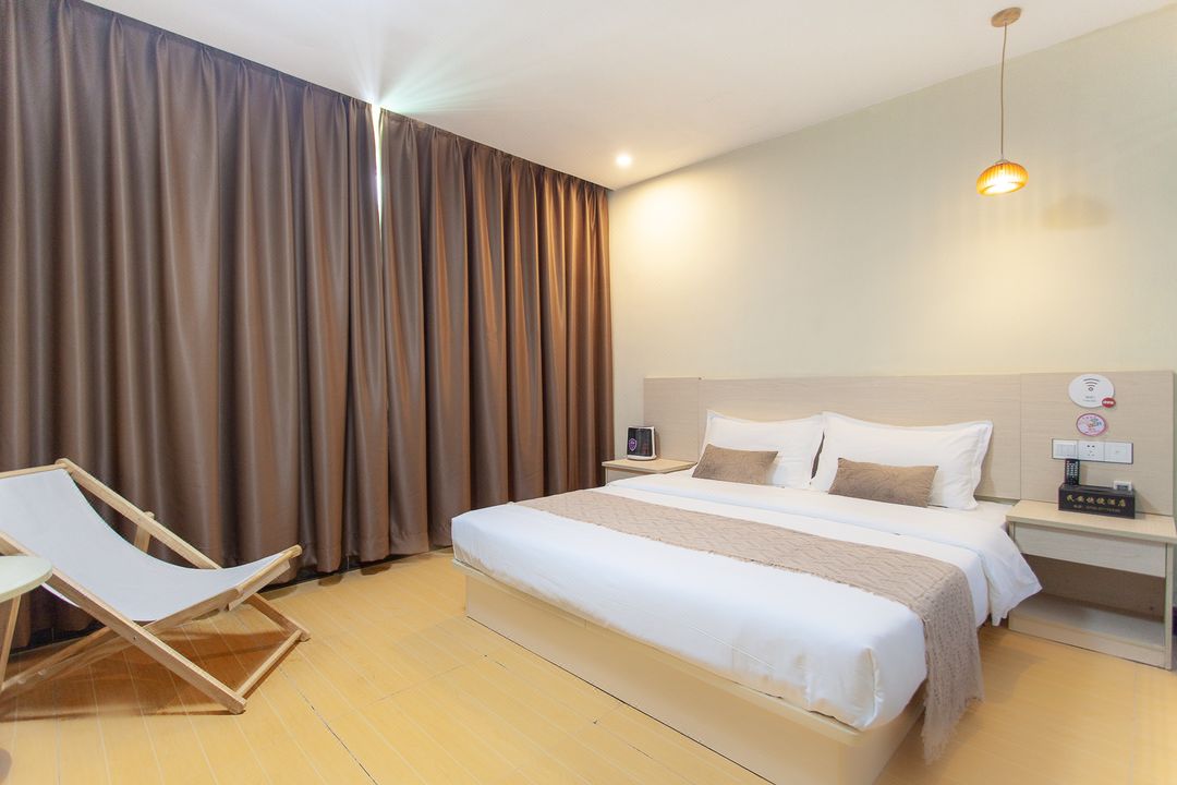 樸山隱·民安酒店(深圳公明廣場地鐵站店)