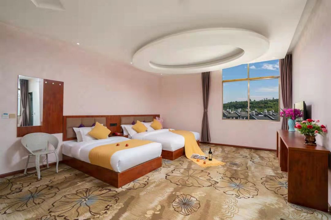 隆博酒店(昆明長水機場店)