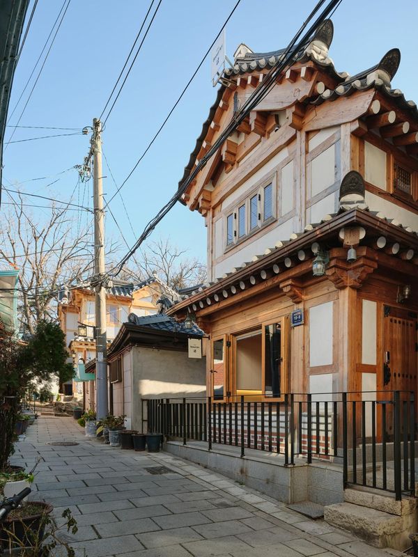 The Korean Traditional Hanok in Downtown Seoul for convenient public transportation - Seoul Ari