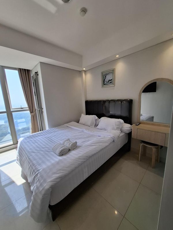 Jakarta 1 room gold coast seaview pik