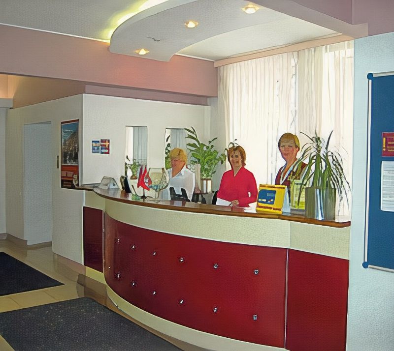 佐洛託伊科洛斯酒店