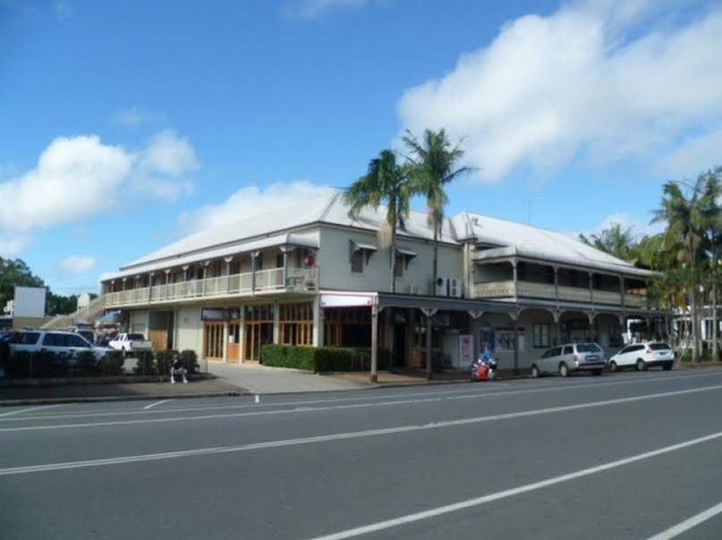 The Middle Pub
