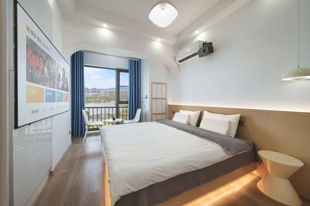 M Cinema Apartment (Xianlin Wanda Mao)