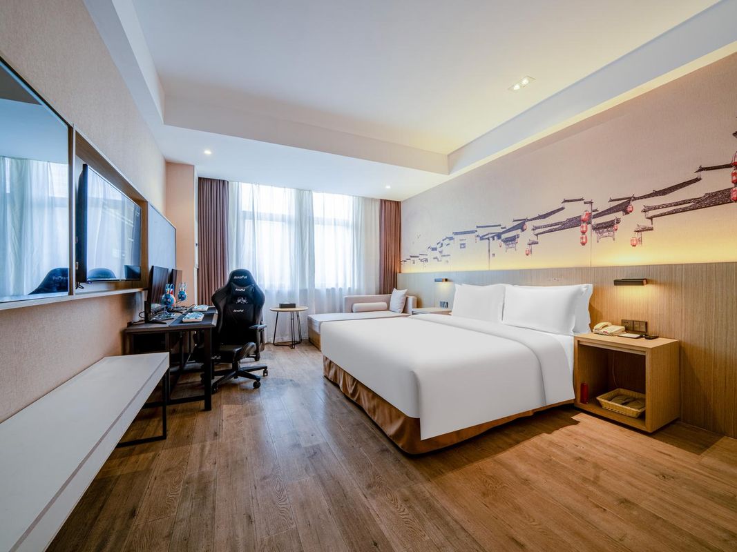 i Electronic Sports Hotel (Shanghai Pudong Airport)