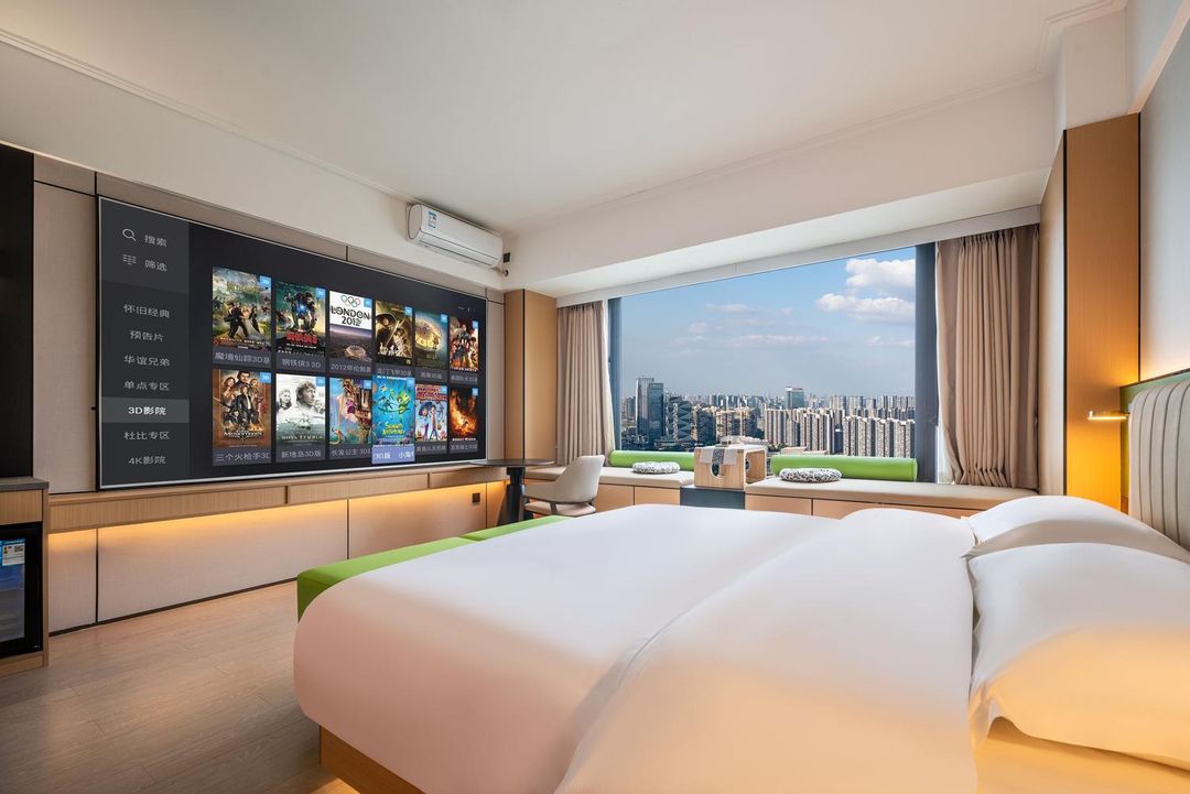 季禮·智能極影高空公寓(成都建設路東郊記憶店)