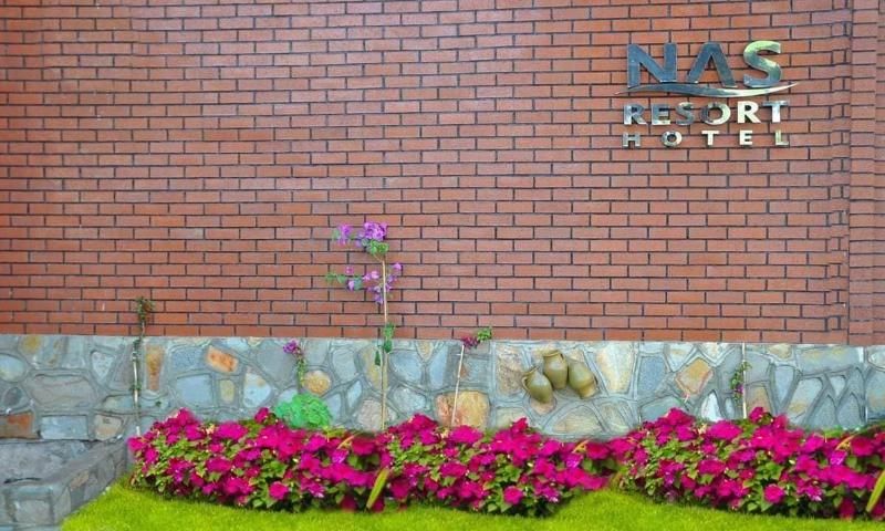Royal Nas Resort