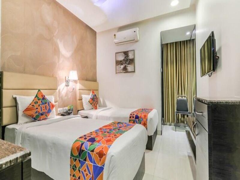 Fabhotel Singh套房