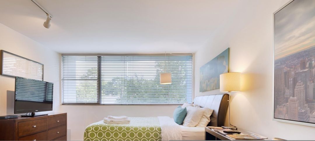 CCE 中城旁邊的可愛舒適工作室