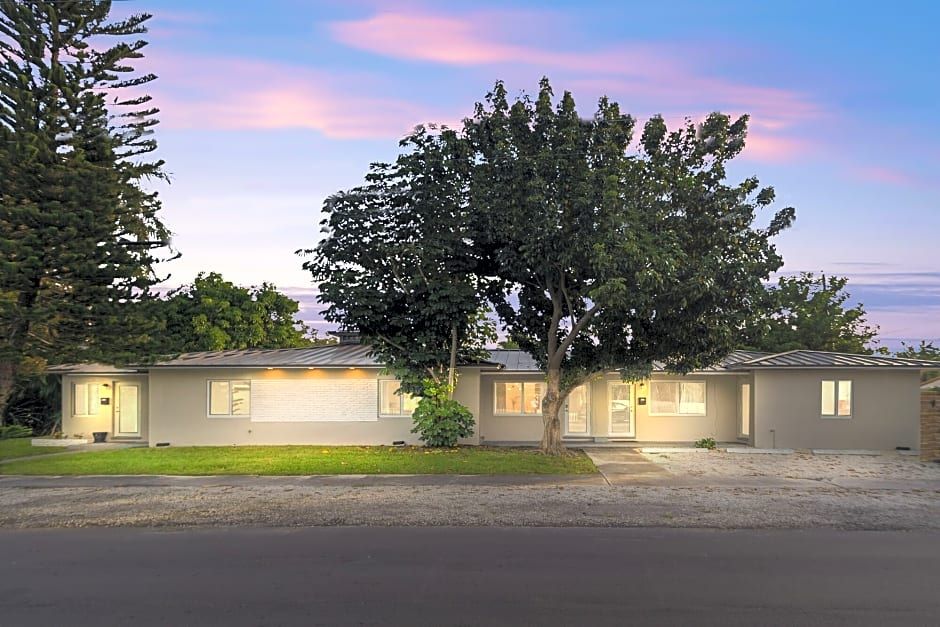 勞德代爾堡阿拉尼灣華麗公寓式客房酒店