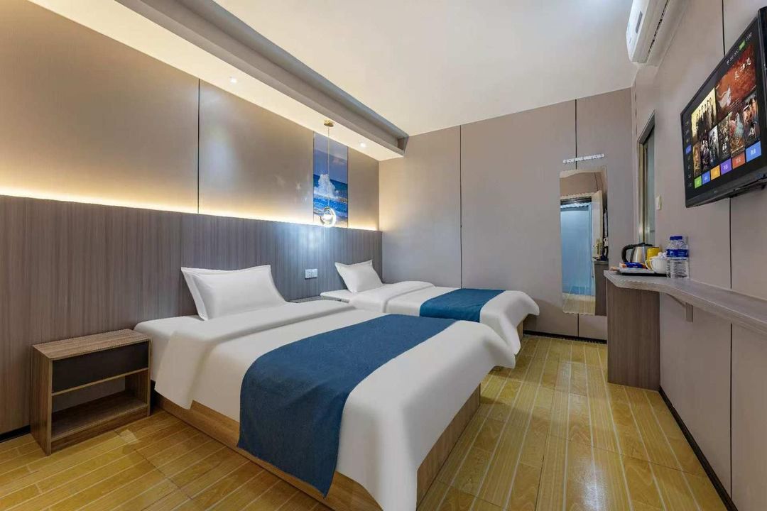 Foshan Dawei Shangshidai Hotel (Geely Shopping Plaza)