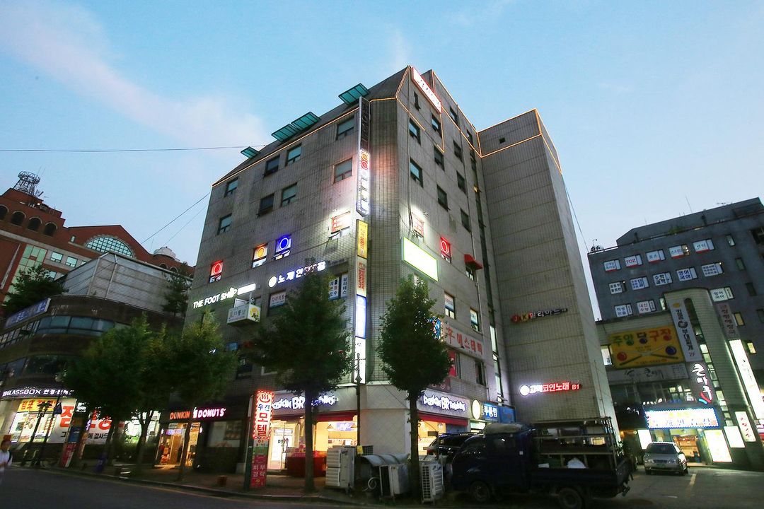 Gangdong (Godeok Station) Woojin